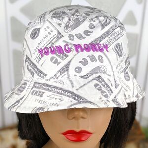 American Eagle Outfitters × Lil Wayne Young Money Bucket Hat